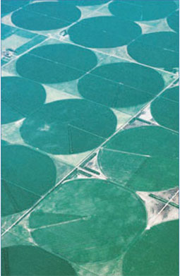 Center pivot irrigation creates 